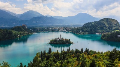 Lake Bled Mountains Forest Slovenia HD Wallpaper