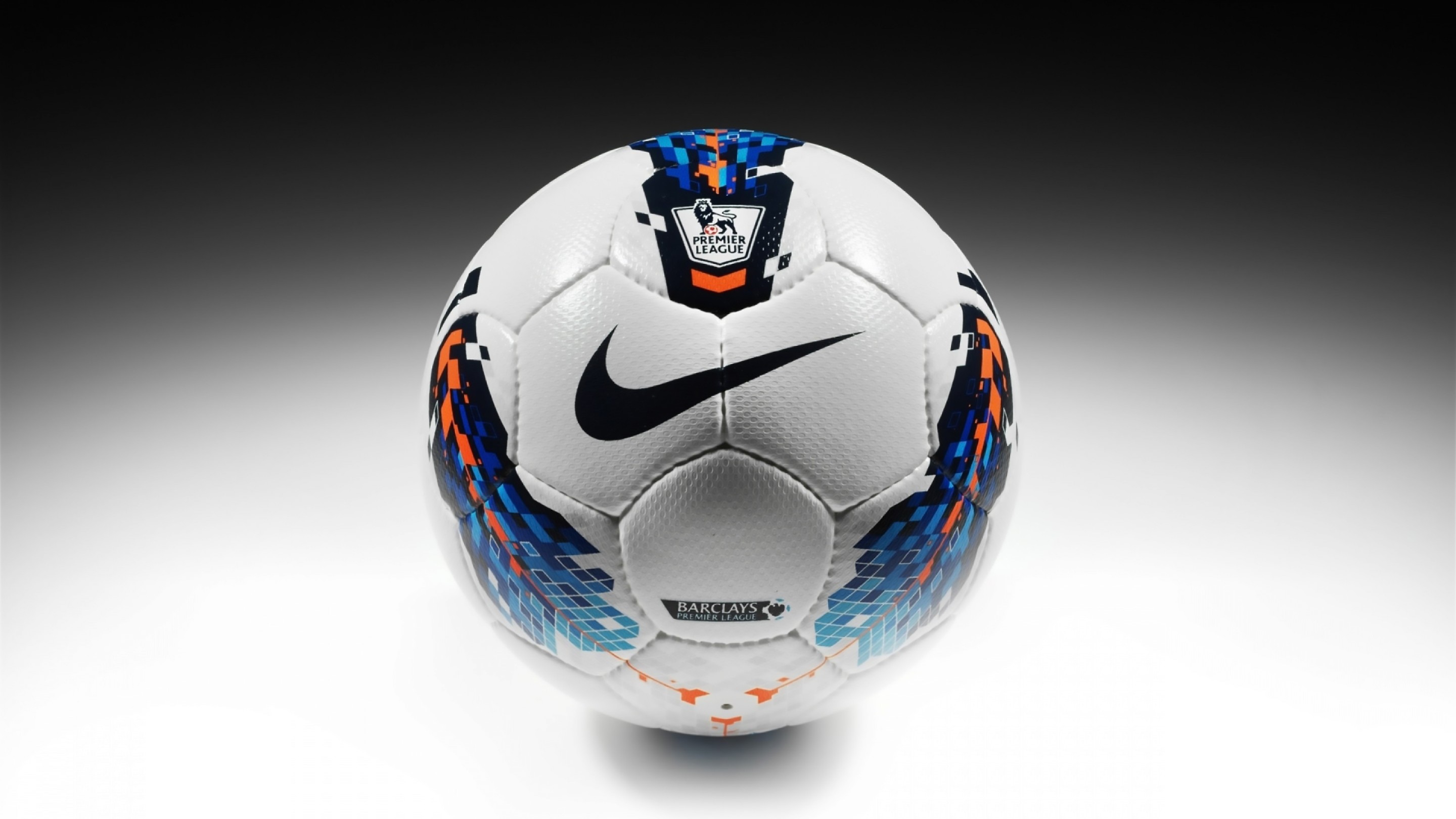 Download Nike Premier League Soccer Ball Wallpaper in 2880x1620 Resolution