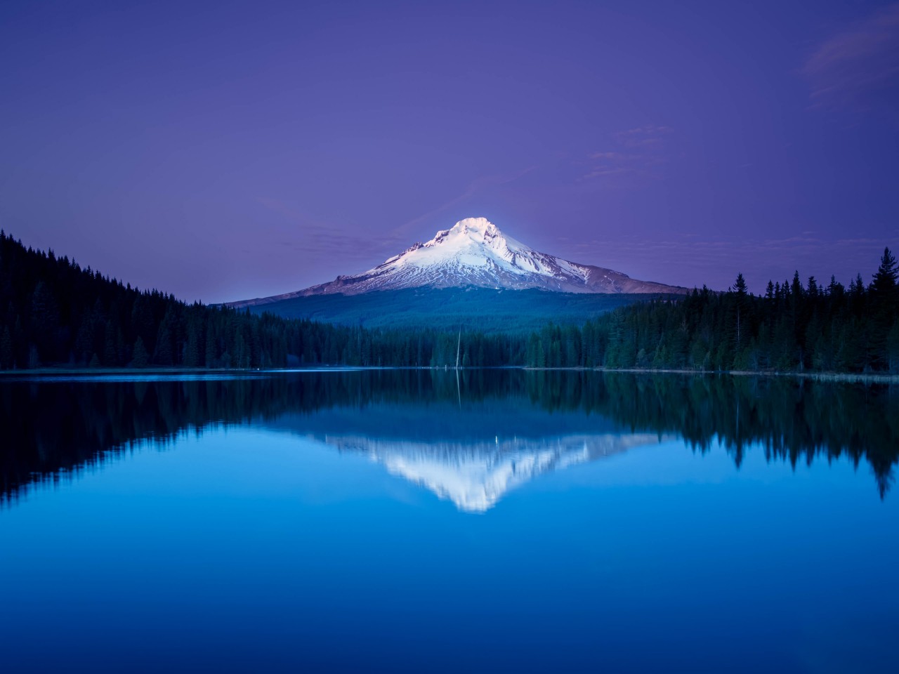 Download Mountain Lake Forest Night Reflection Wallpaper in 1280x960 Resolution