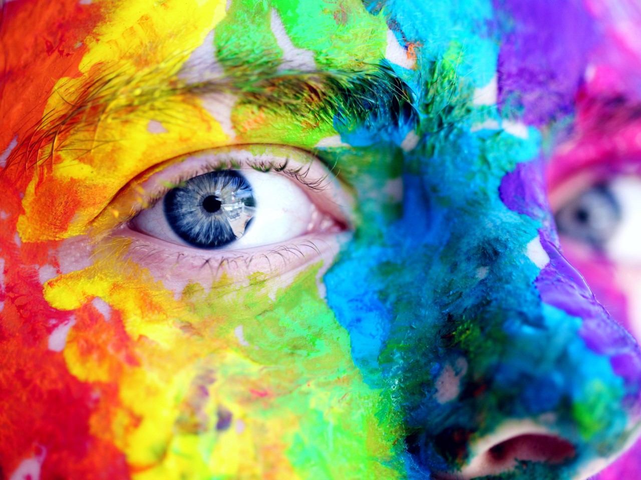 Download Colorful Face Paint Blue Eyes Wallpaper in 1280x960 Resolution
