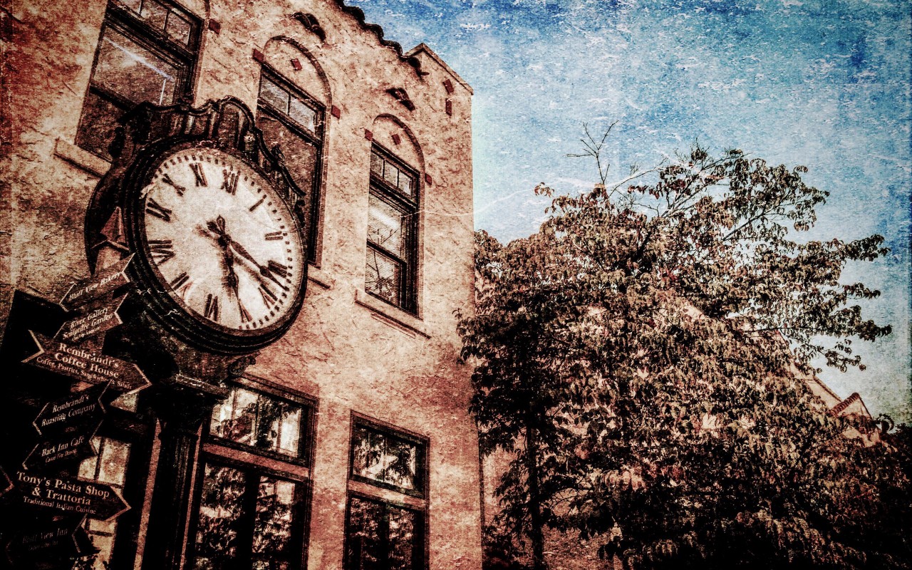 Download Vintage Time Clock Scene Wallpaper in 1280x800 Resolution