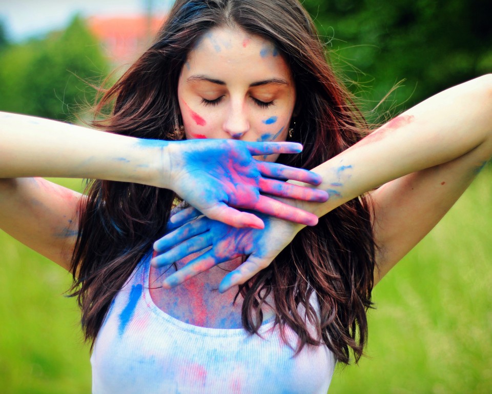 Download Girl Colorful Paint Face Mood Wallpaper in 960x768 Resolution