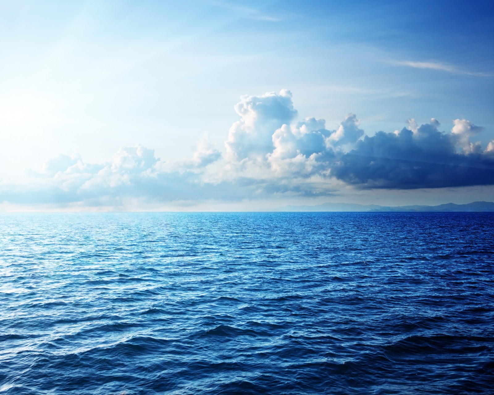 Download Sea Water Blue Sky Horizon Wallpaper in 1600x1280 Resolution