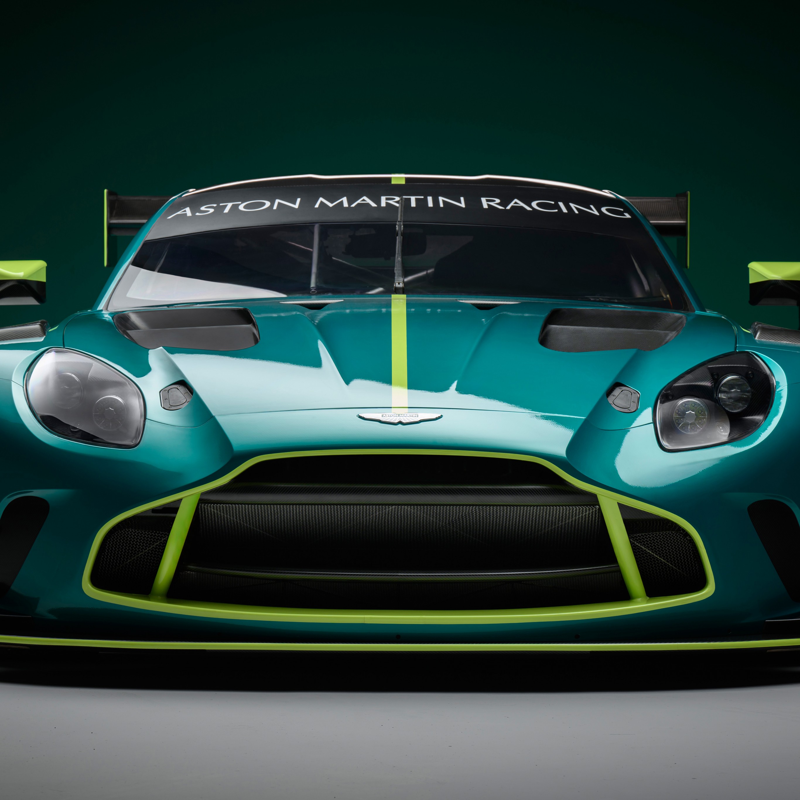 Download Aston Martin Vantage GT3 Front Wallpaper in 2732x2732 Resolution