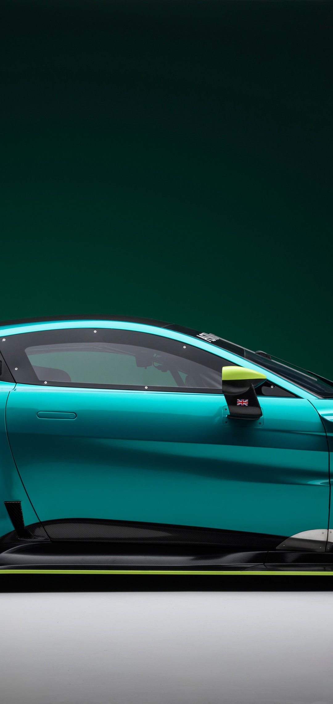 Download Aston Martin Vantage GT3 Wallpaper in 1080x2280 Resolution