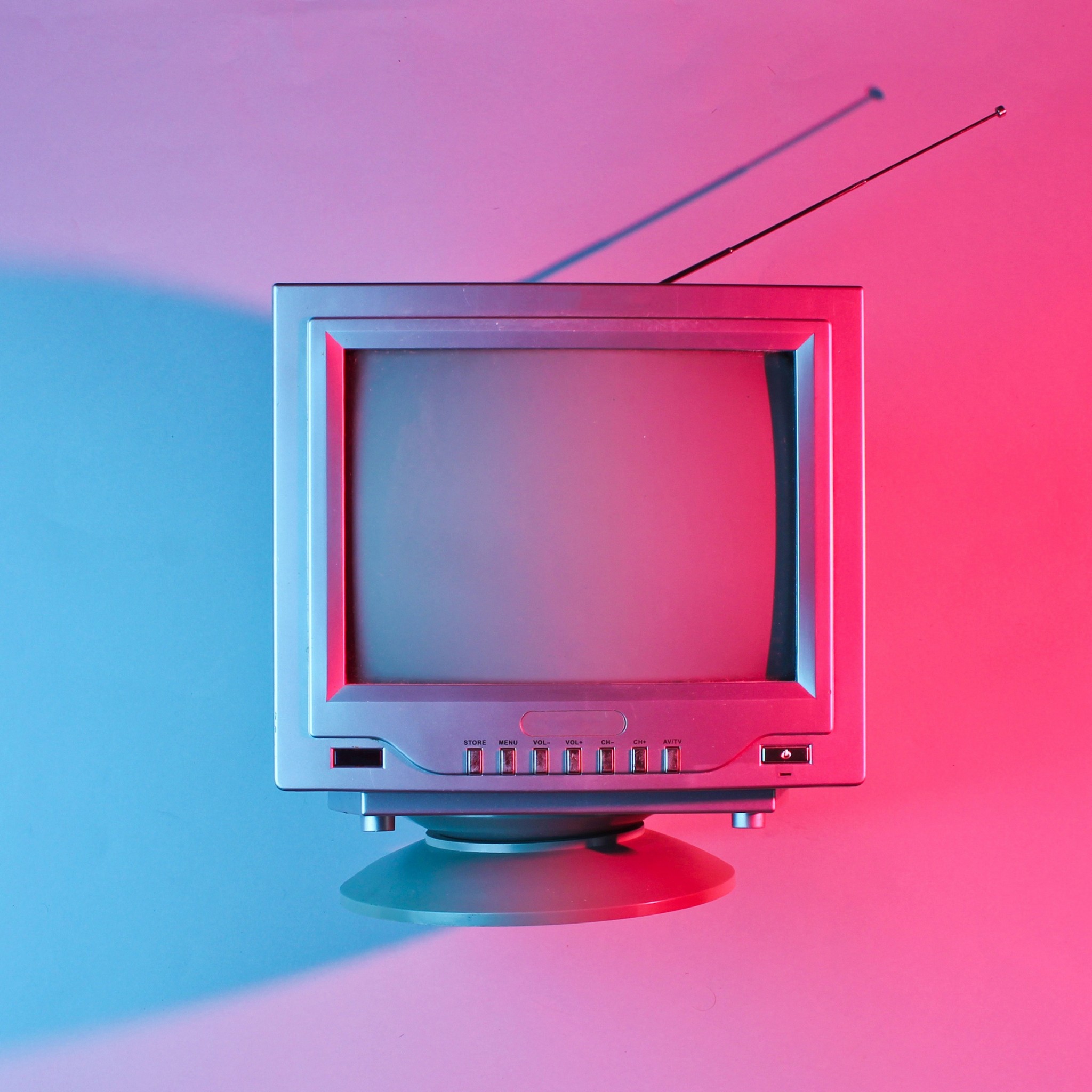 Download Vintage Television Pink Background Wallpaper in 2048x2048 Resolution
