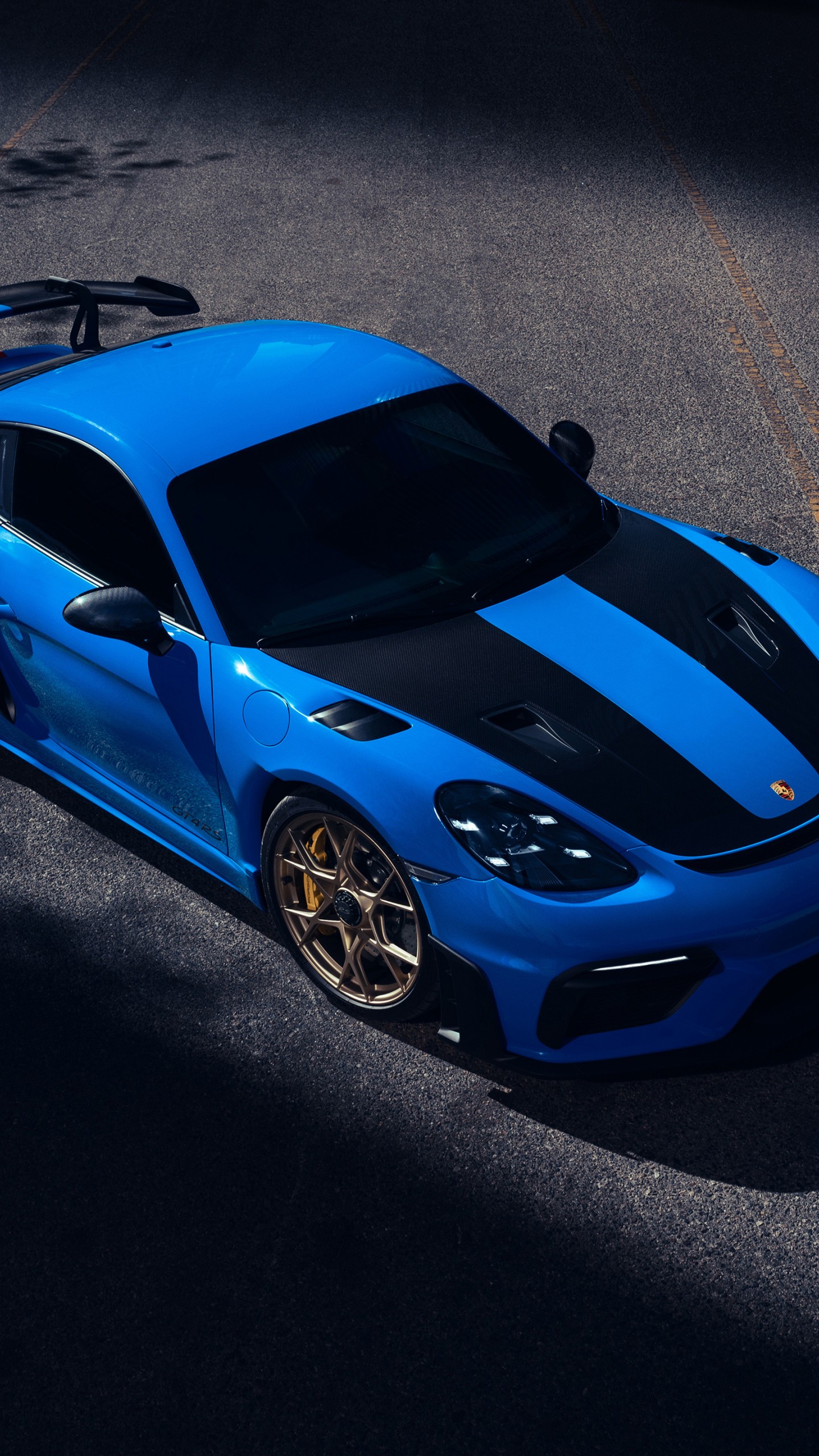 Download Blue Porsche 911 Sport Car Wallpaper in 1440x2560 Resolution
